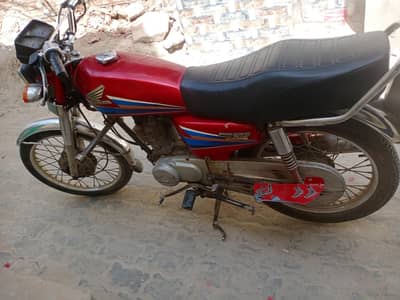 Honda 125 (2007)