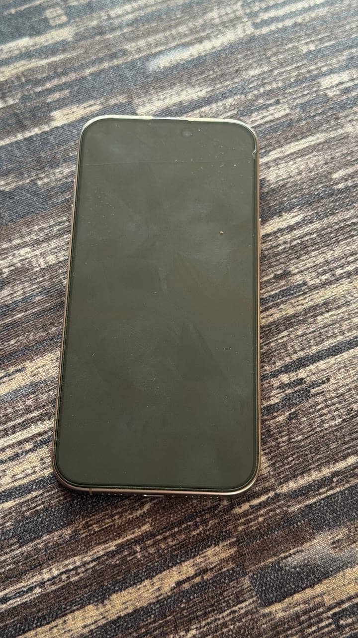 Apple iPhone 16 Pro Max 5