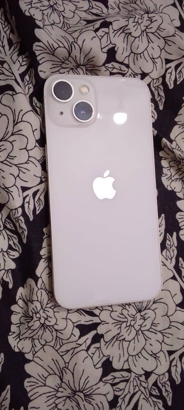 Apple iPhone 13 3
