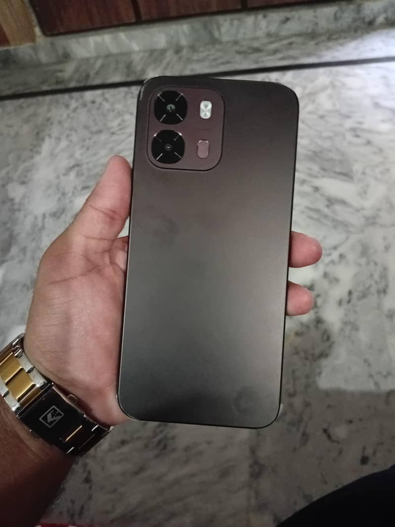 OPPO A6s 1