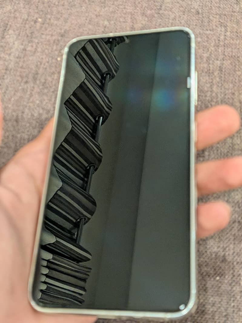 Samsung S23 5