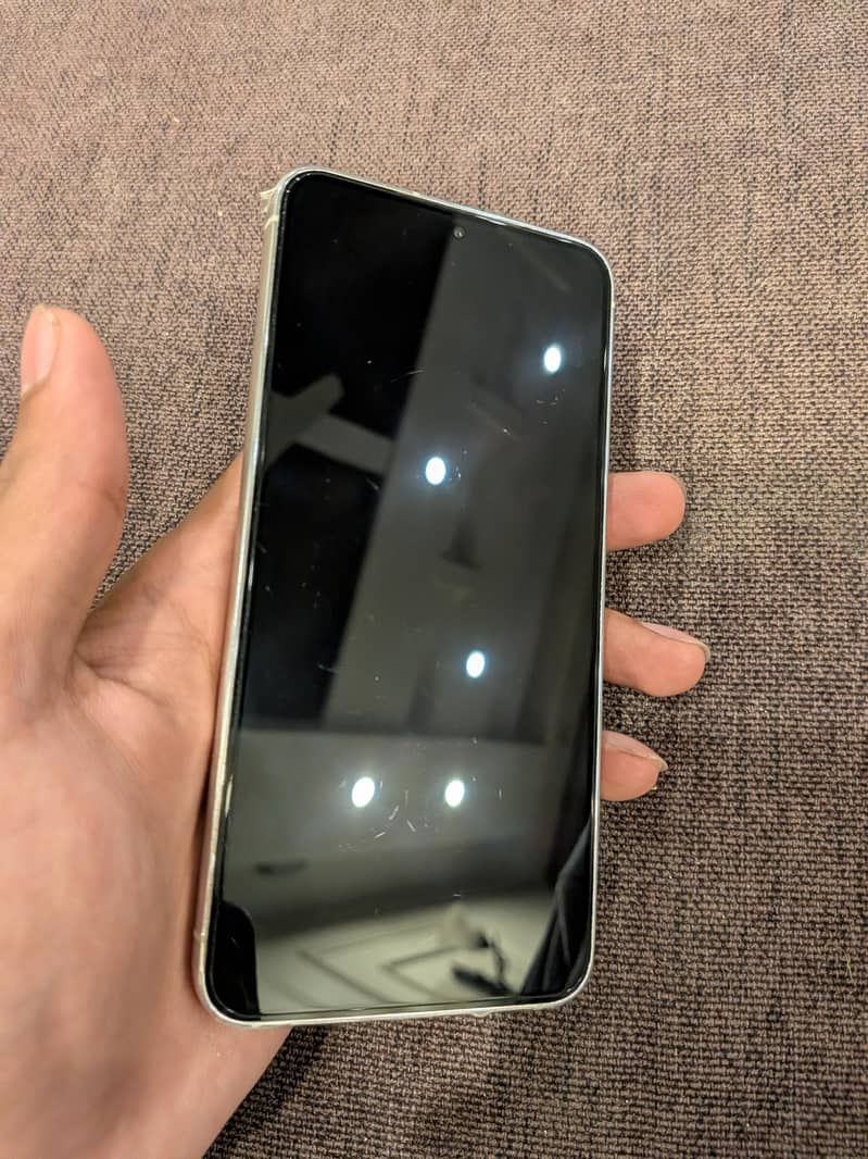 Samsung S23 8