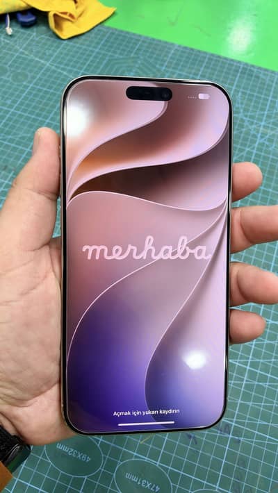 Apple iPhone 16 Pro Max