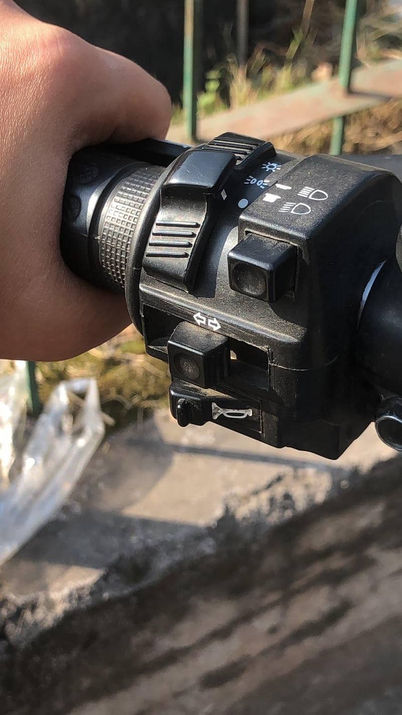 CB 125 1