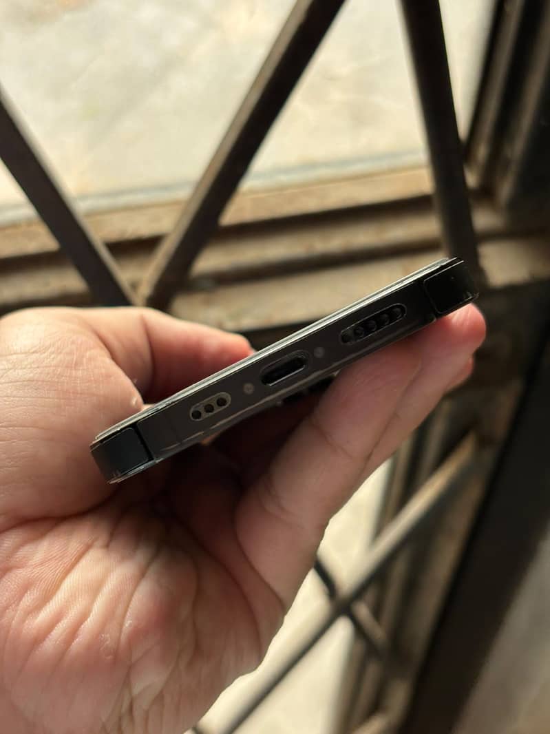 Apple iPhone 14 Pro 3