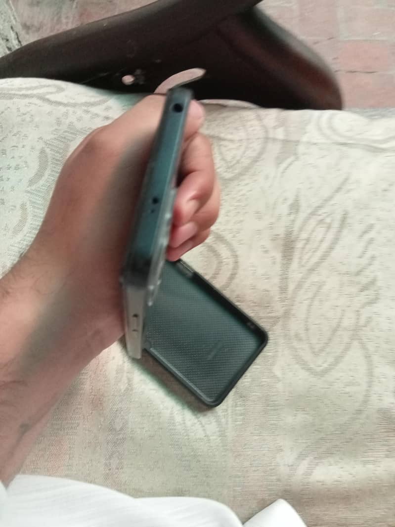 Xiaomi Redmi Note 12 4