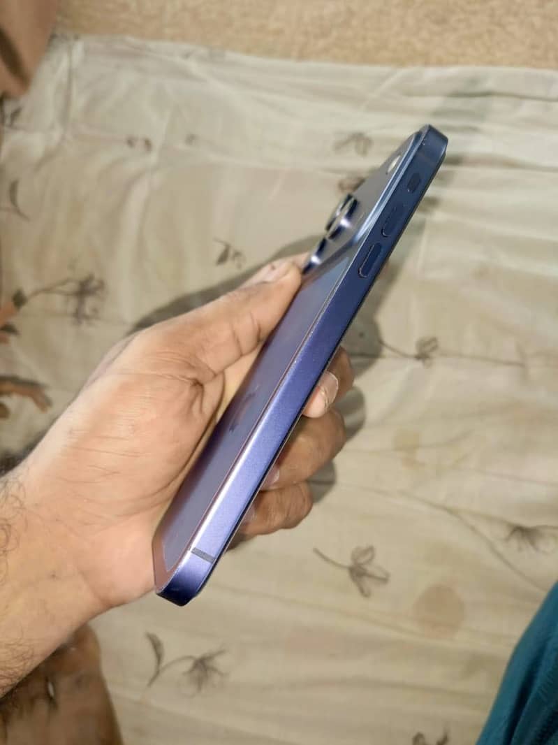 Apple iPhone XR 3