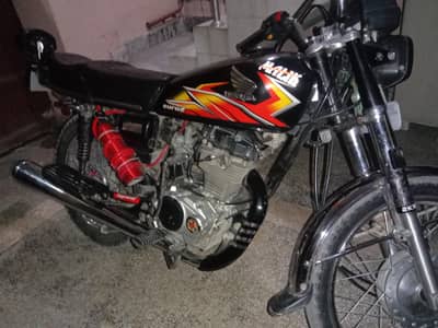 Honda CG125 model 2018 Euro 2 bike condition 10/10 documents all clear