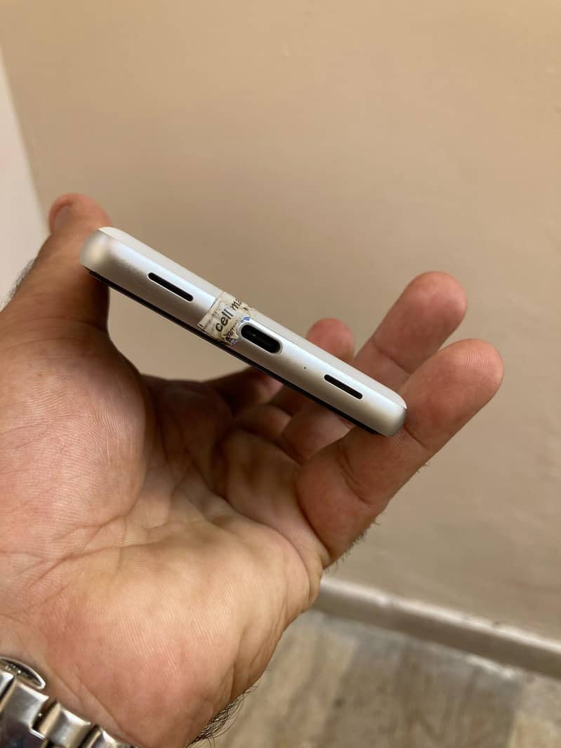 Google Pixel 7a 0