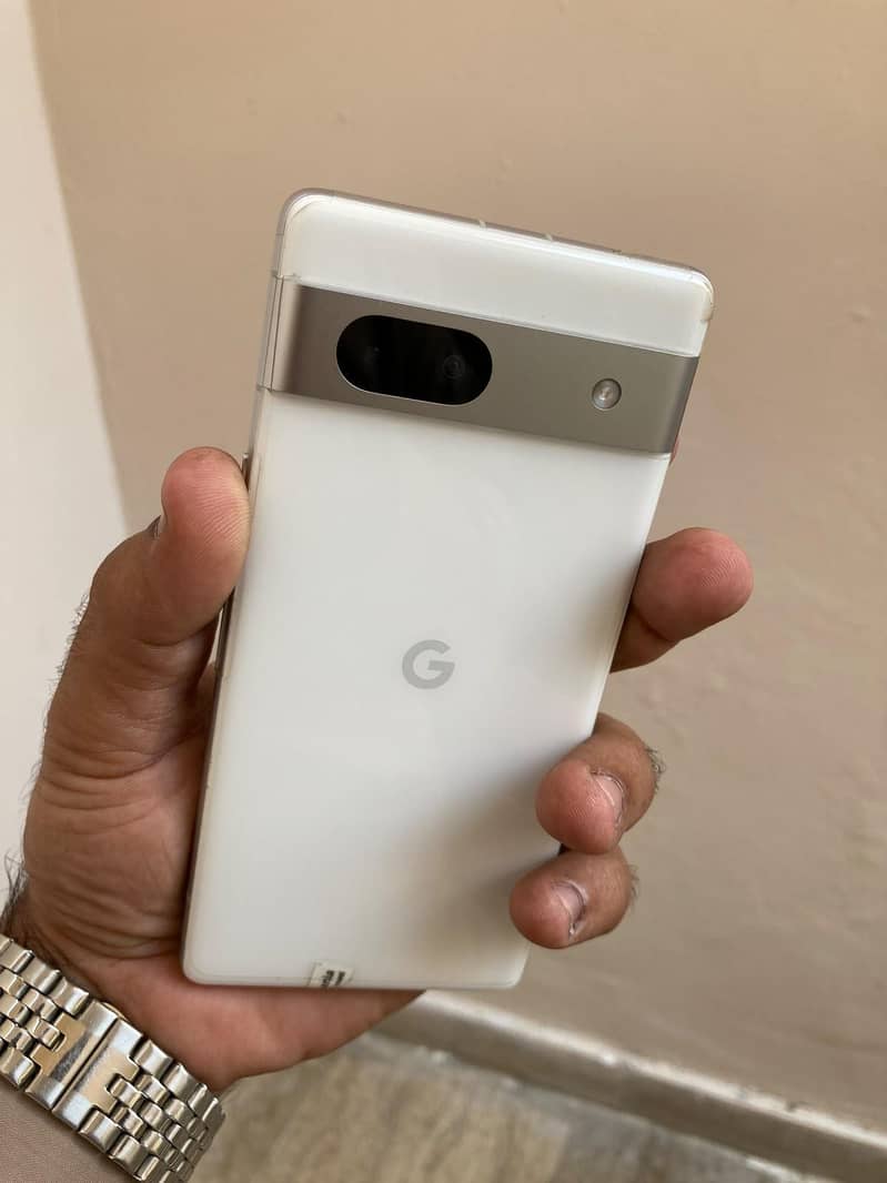 Google Pixel 7a 2