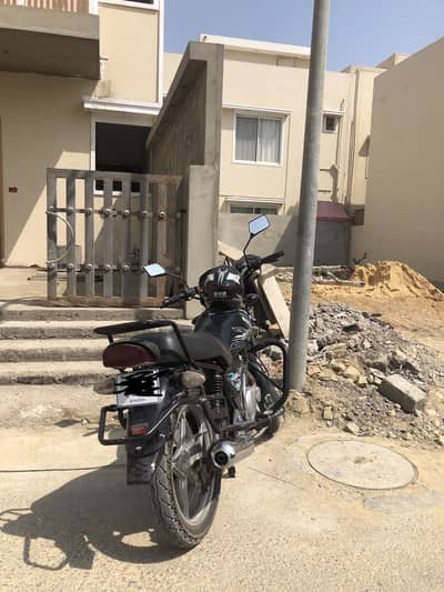 Suzuki GS 150 SE