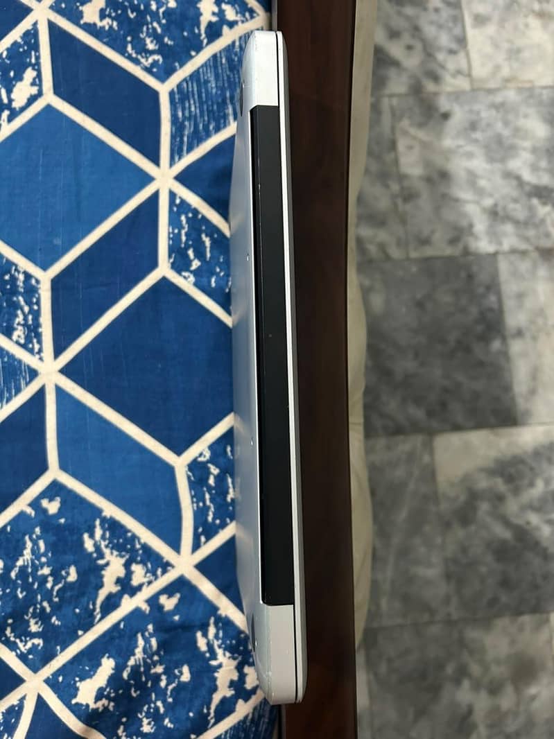 Macbook 2012 2