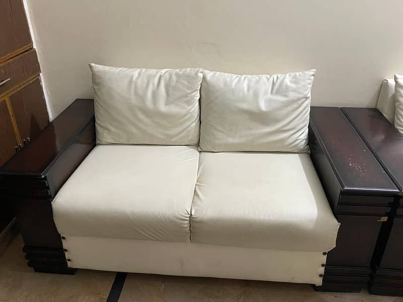 White Sofa Set 0