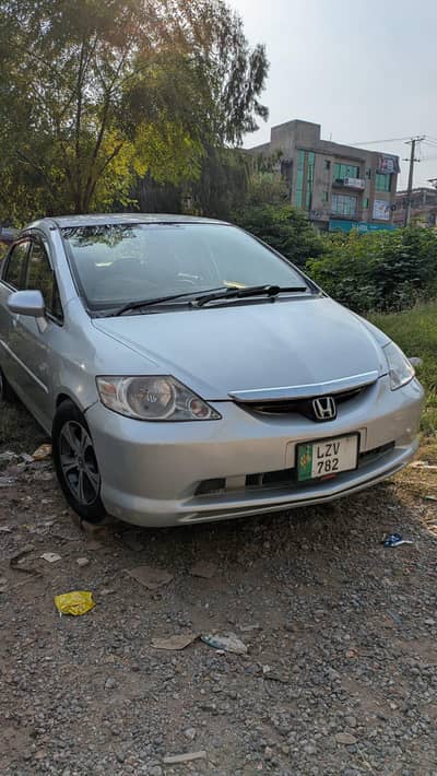 Honda City 2005 Family used car urgent sale