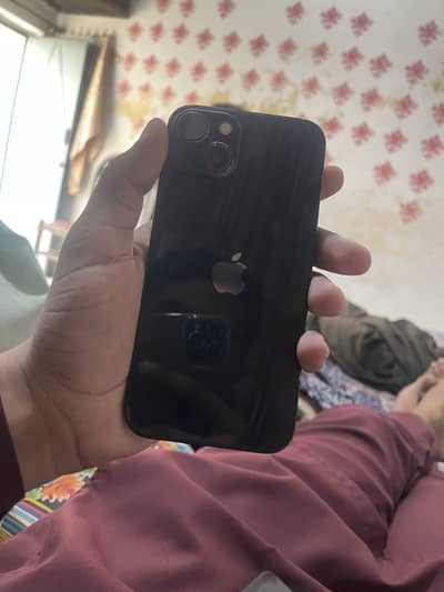Apple iPhone 13