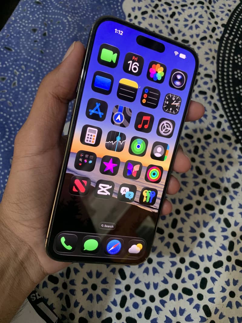 Apple iPhone 14 Pro Max 4