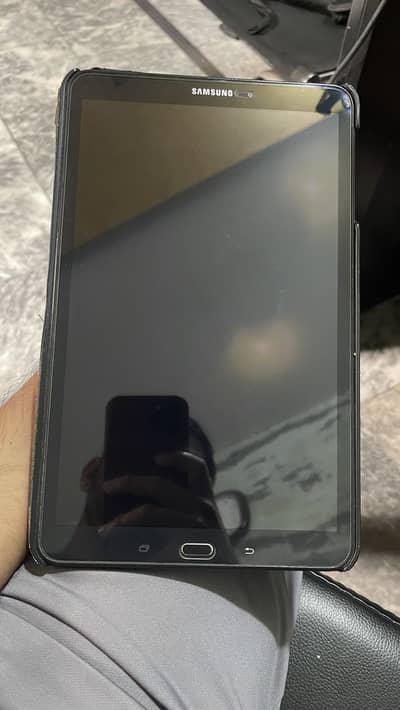 Samsung Galaxy Tab A 2016 - SM-T585