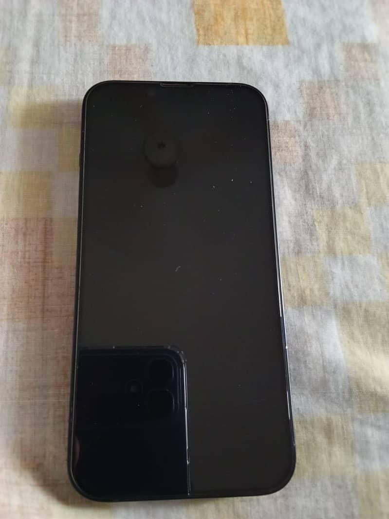 iPhone 14 3