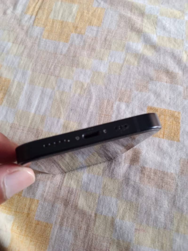iPhone 14 5