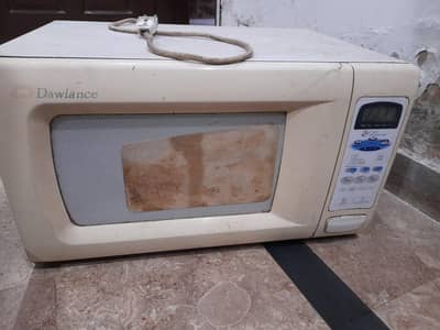 Dawlance Microwave Oven