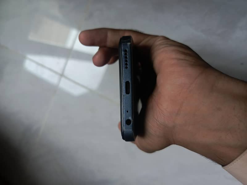 Tecno Spark 20 4