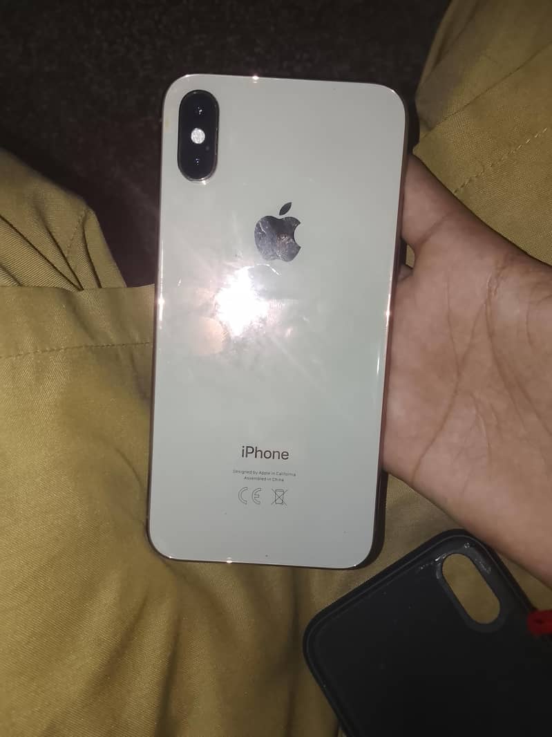 Apple iPhone XS 1