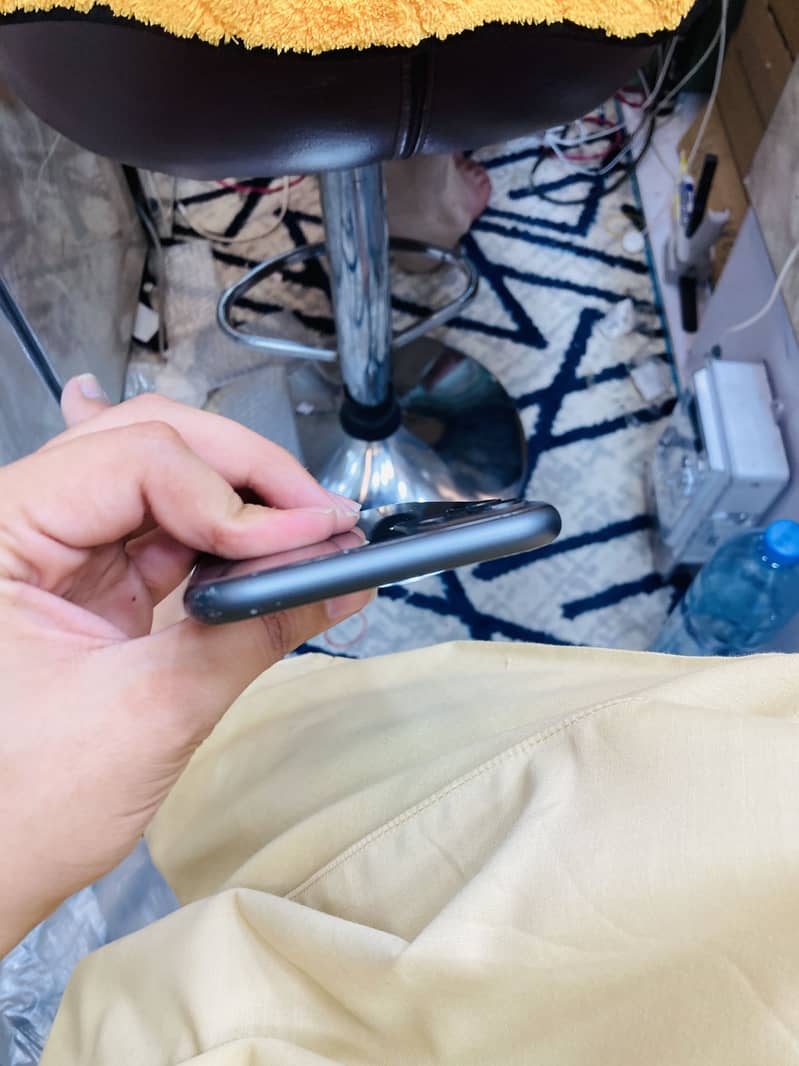 Apple iPhone 11 1