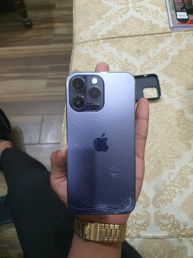 Apple iPhone 14 Pro Max 1