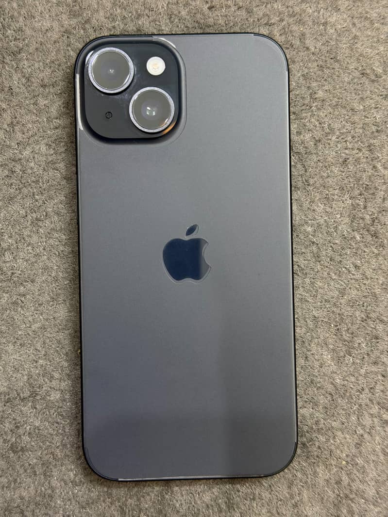 Apple iPhone 15 2