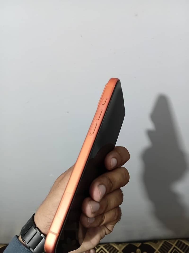 Apple iPhone 17 Pro Max 3