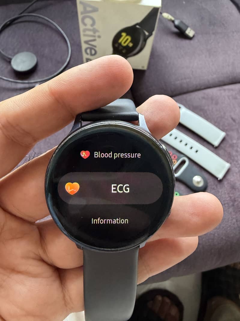 Samsung Watch Active 2 4