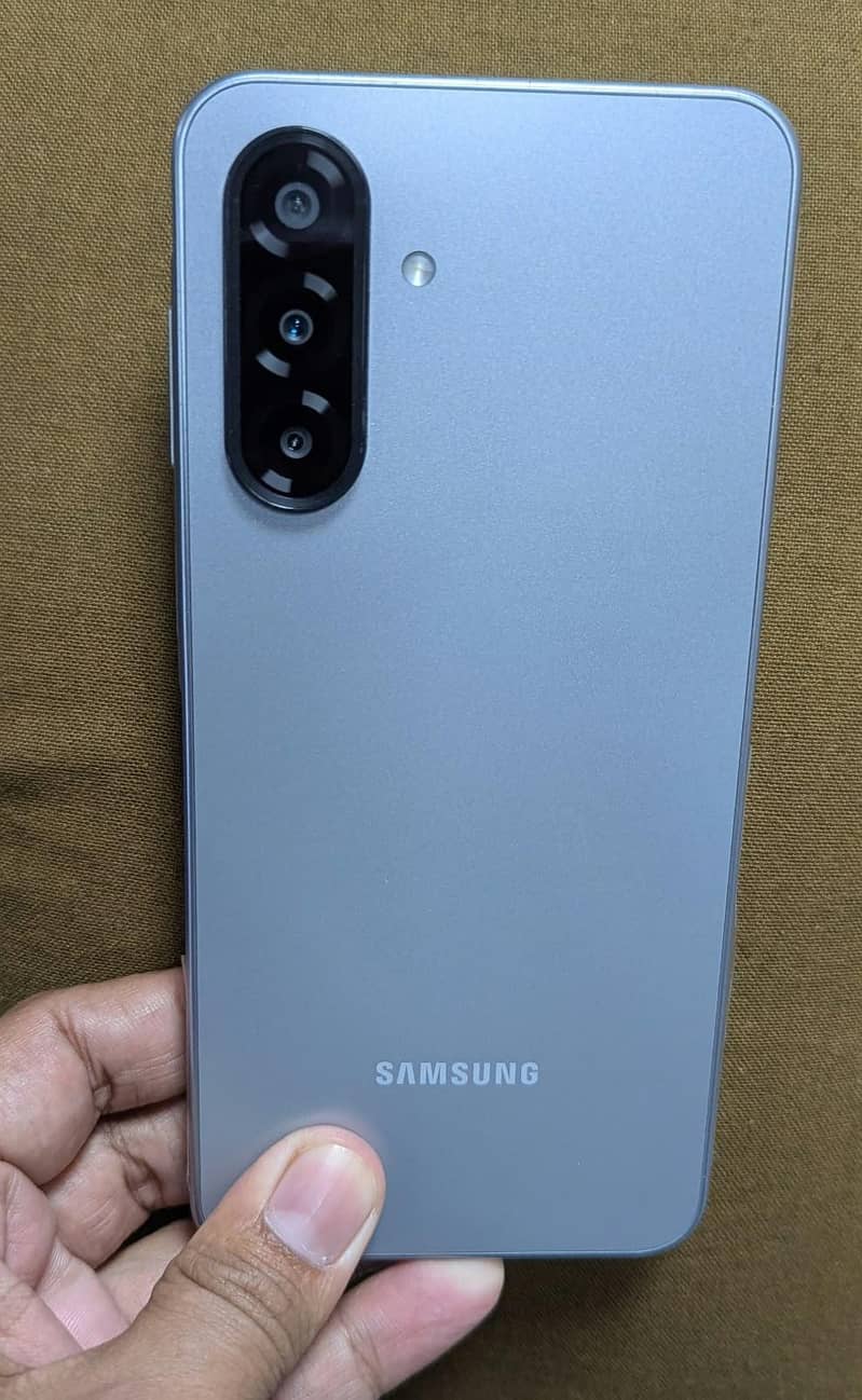 Samsung Mobile A17 2