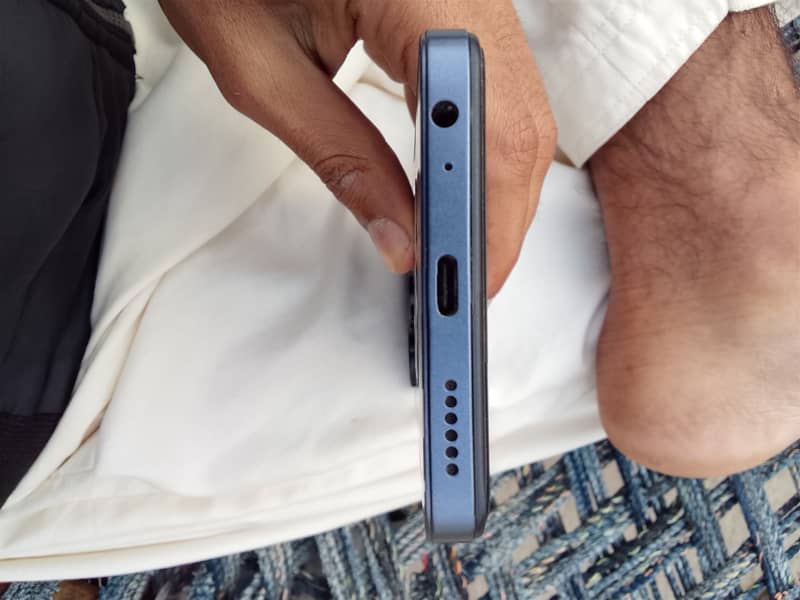 Tecno Spark 20C 2