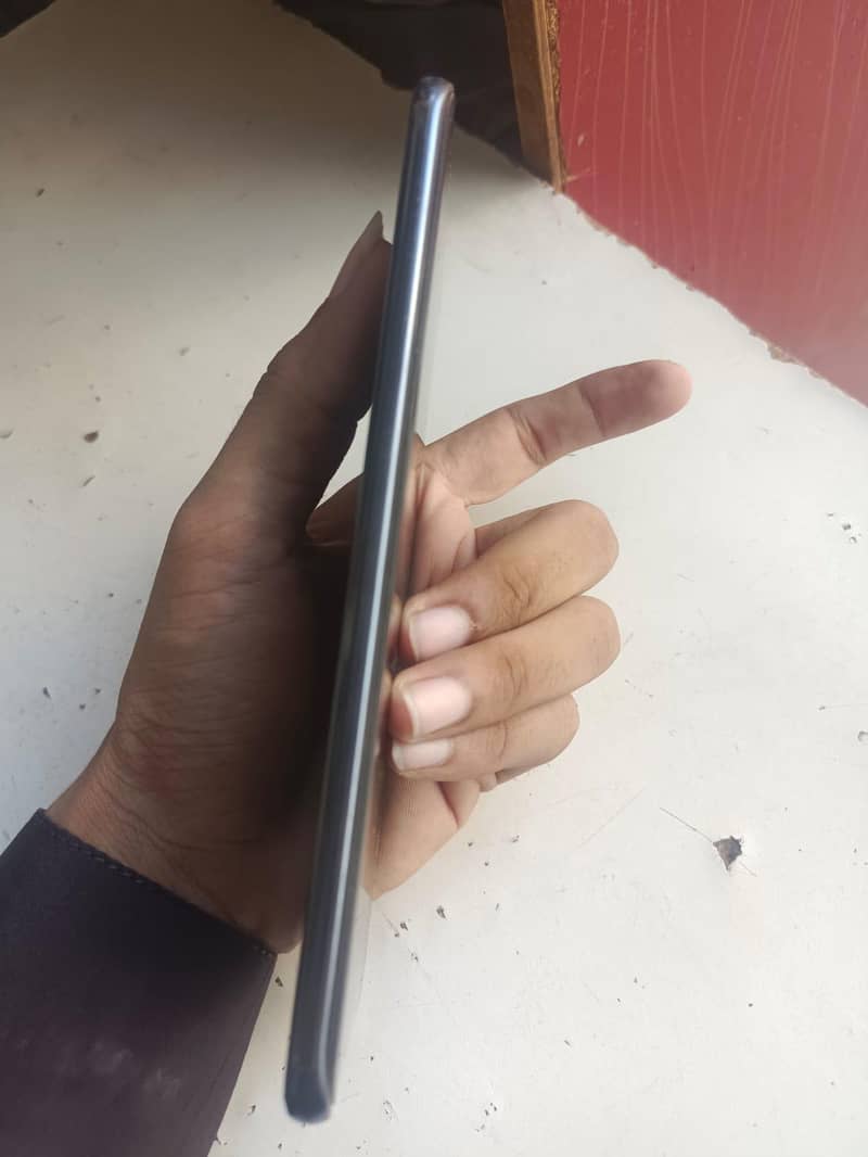tecno spark 40 pro plus 4