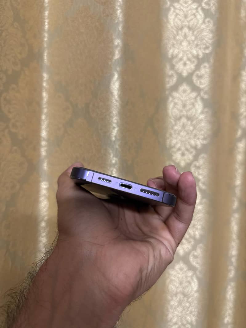 Iphone 14 pro max 4