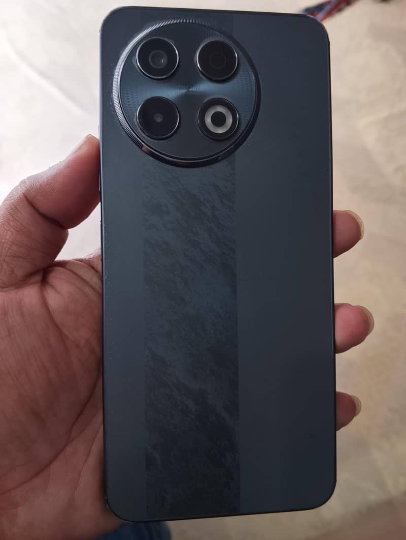 Tecno SPARK 30 Pro 1