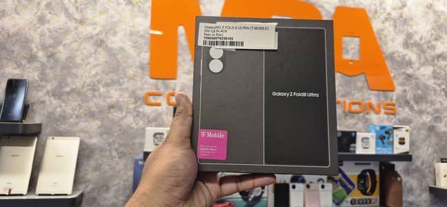 Samsung Z Fold 8 Ultra 12GB 256GB Approved