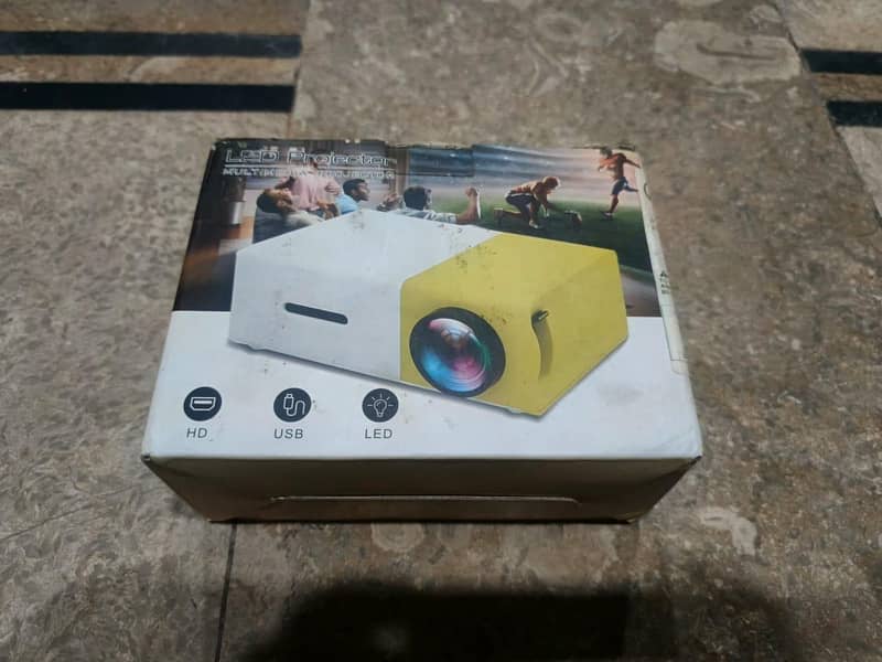 LED multimedia Mini projector 0