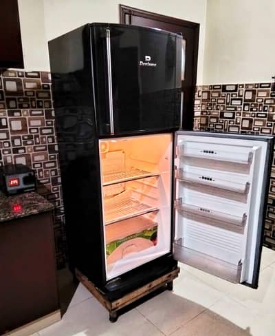 refrigerato1 10 by 10 condition