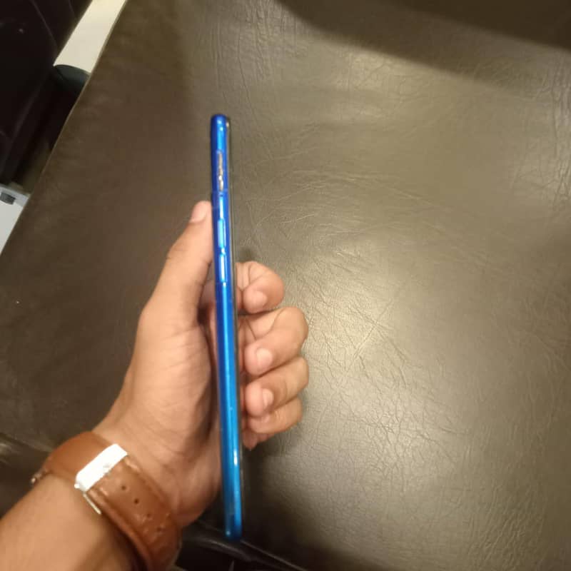 Realme 3 3