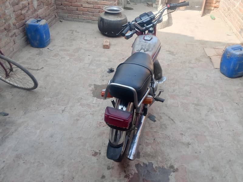Yamaha 2
