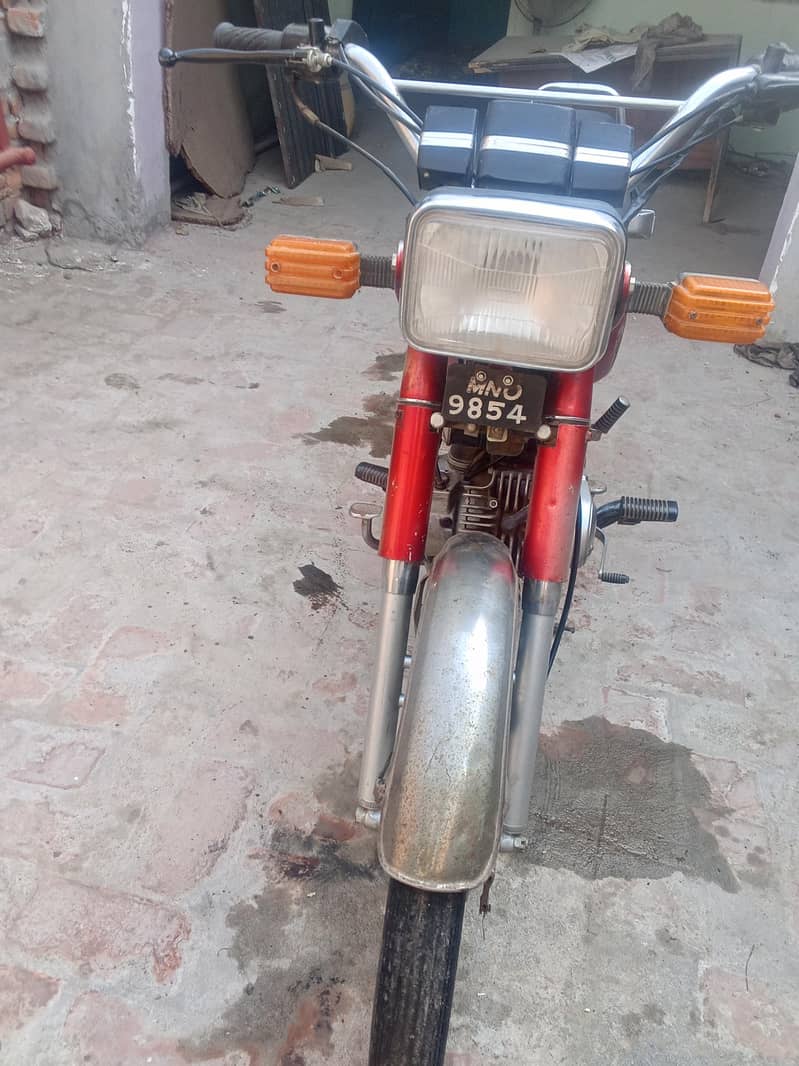 Yamaha 5