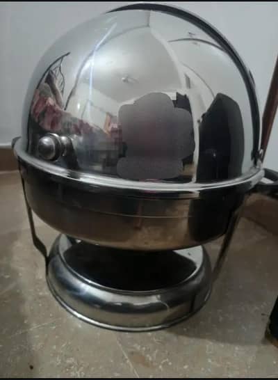 2 chafing dishes