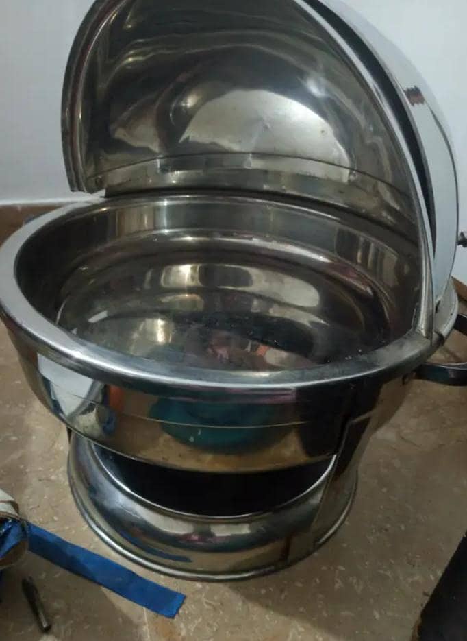 2 chafing dishes 3