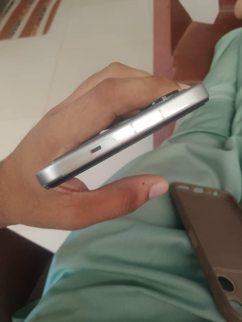 Tecno Spark 40 3