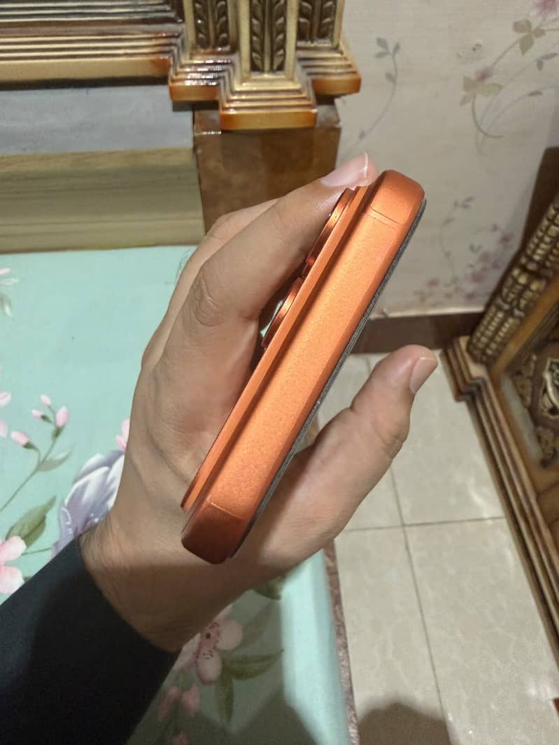 Apple iPhone 17 Pro Max 6