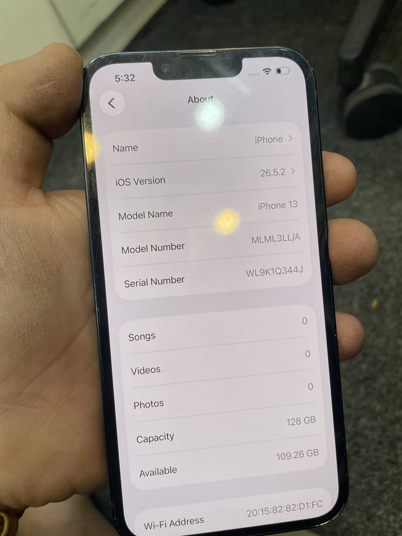 Apple iPhone 13 1