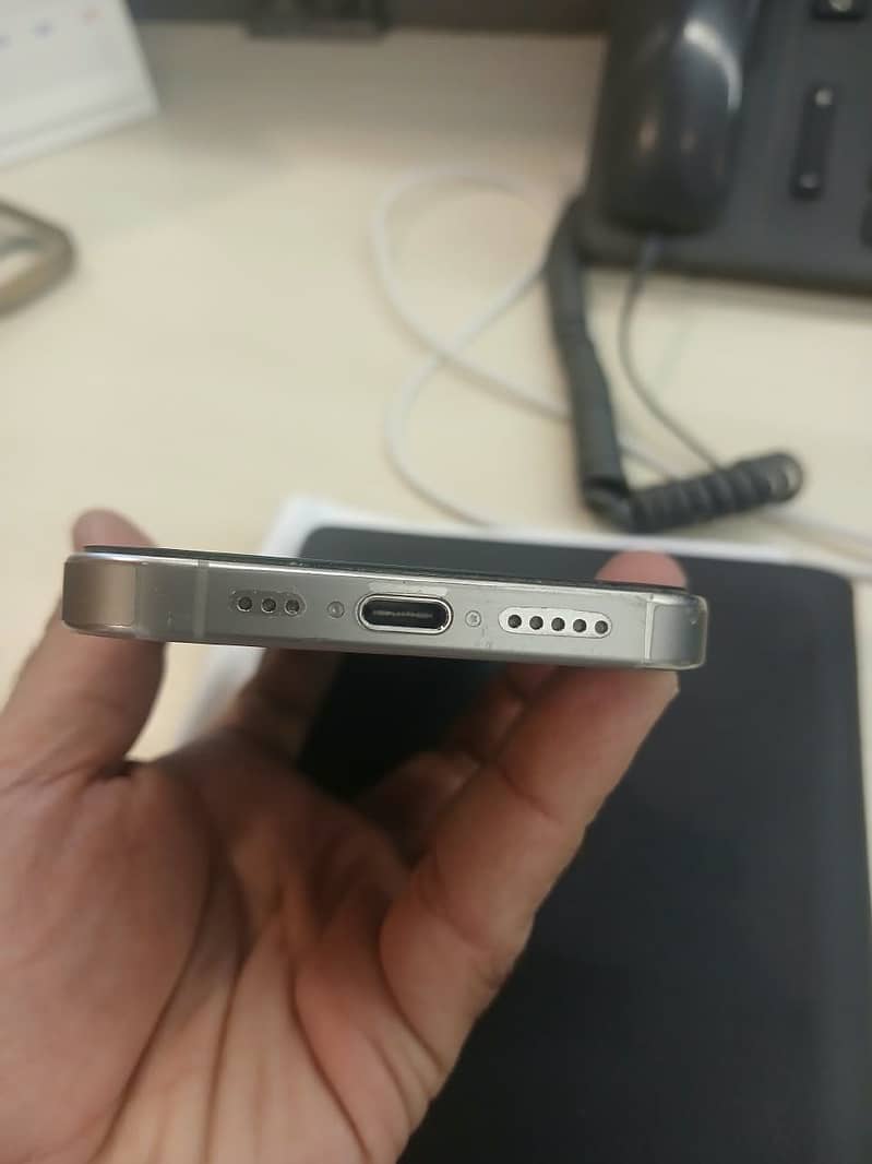 Apple iPhone 15 Pro - PTA 3