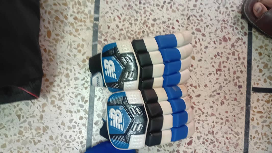 cricket kit used 8