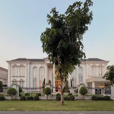 3 Kanal House Available